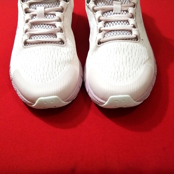 UNDER ARMOUR SNEAKERS - Picture 5 of 11